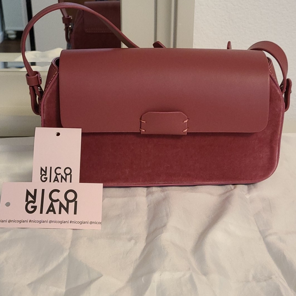 Nico Giani purse